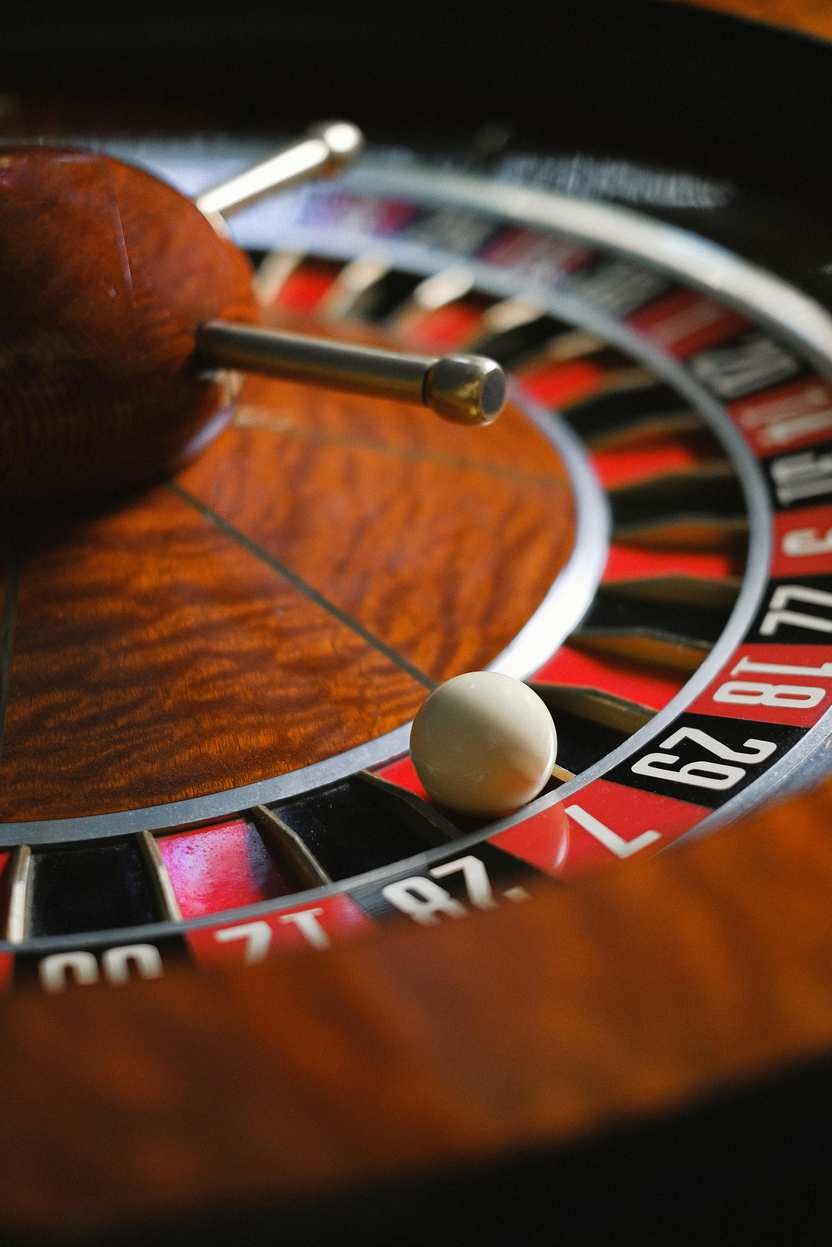 How Online Casinos Make Money